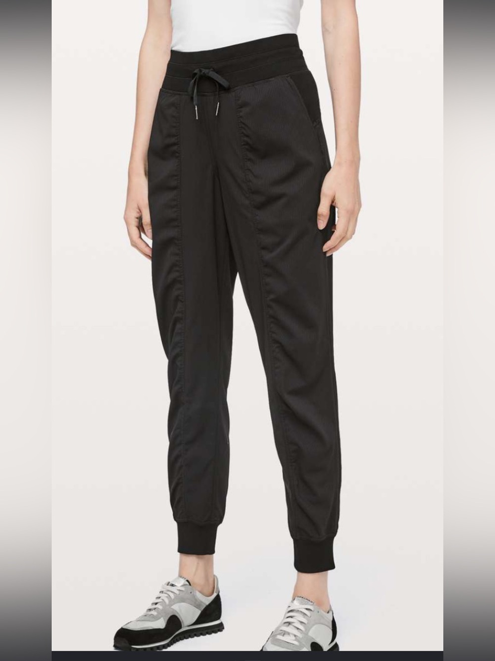 Lululemon Dance Studio midrise jogger, size 12